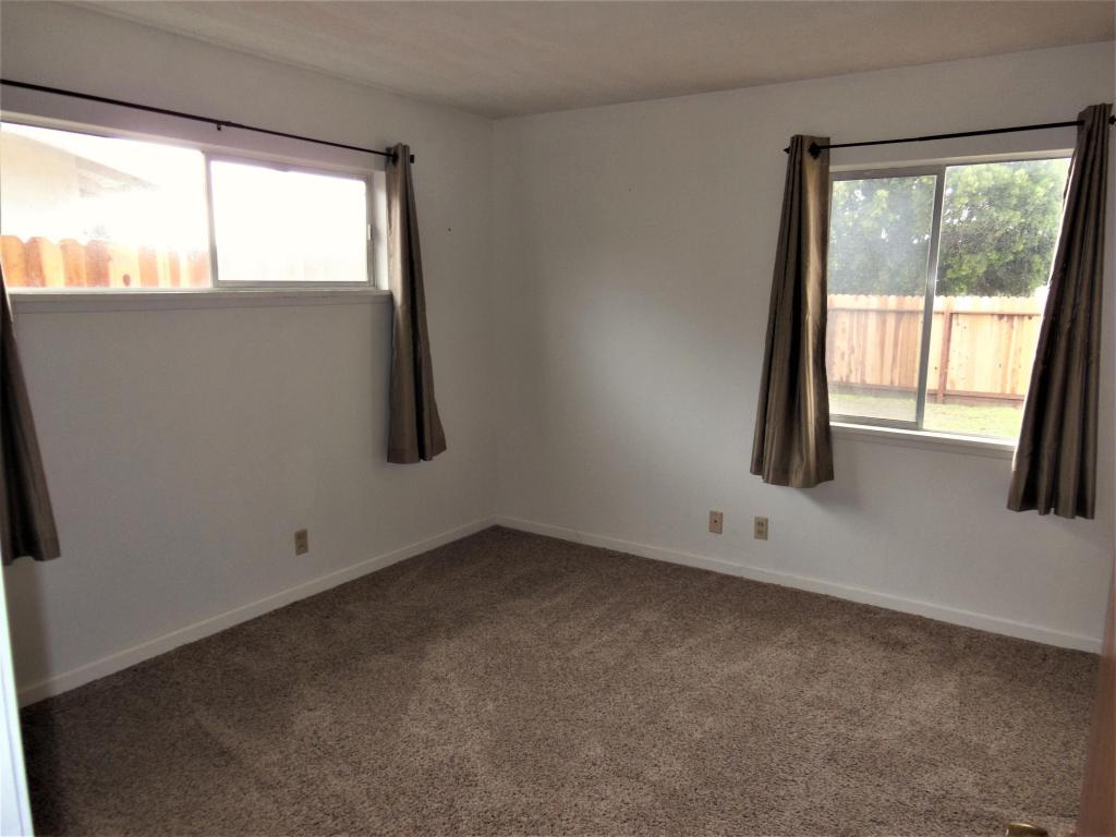 1129 N 3rd St, Lompoc, CA 93436 photo 8