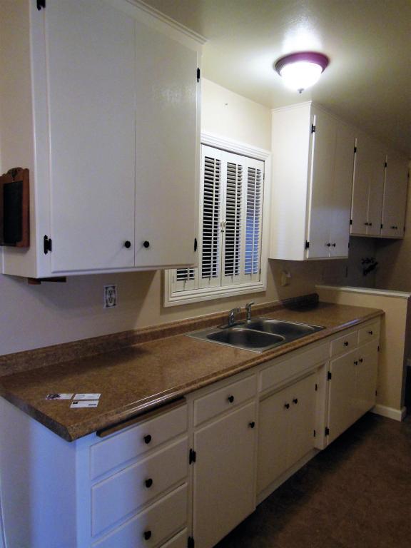 1129 N 3rd St, Lompoc, CA 93436 photo 5