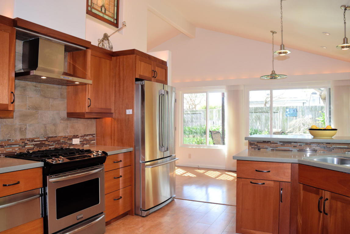 7325 Freeman Pl, Goleta, CA 93117 photo 5