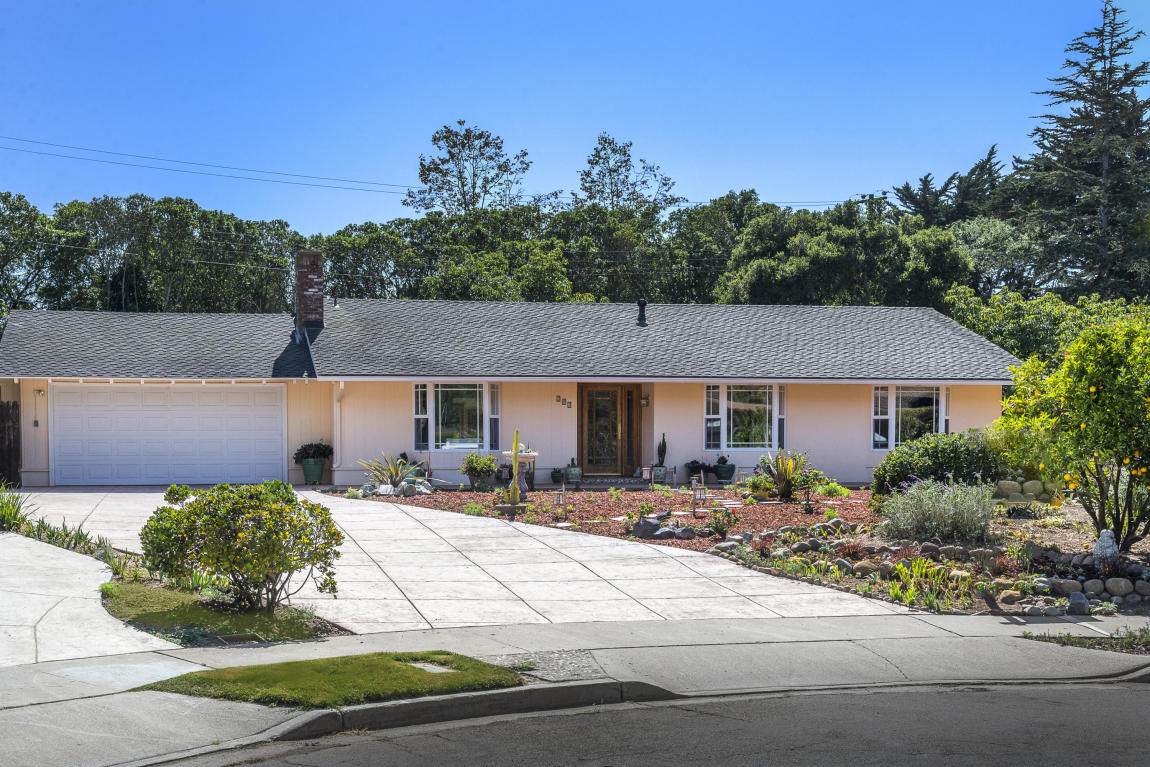 203 Serpolla St, Carpinteria, CA 93013 photo 1