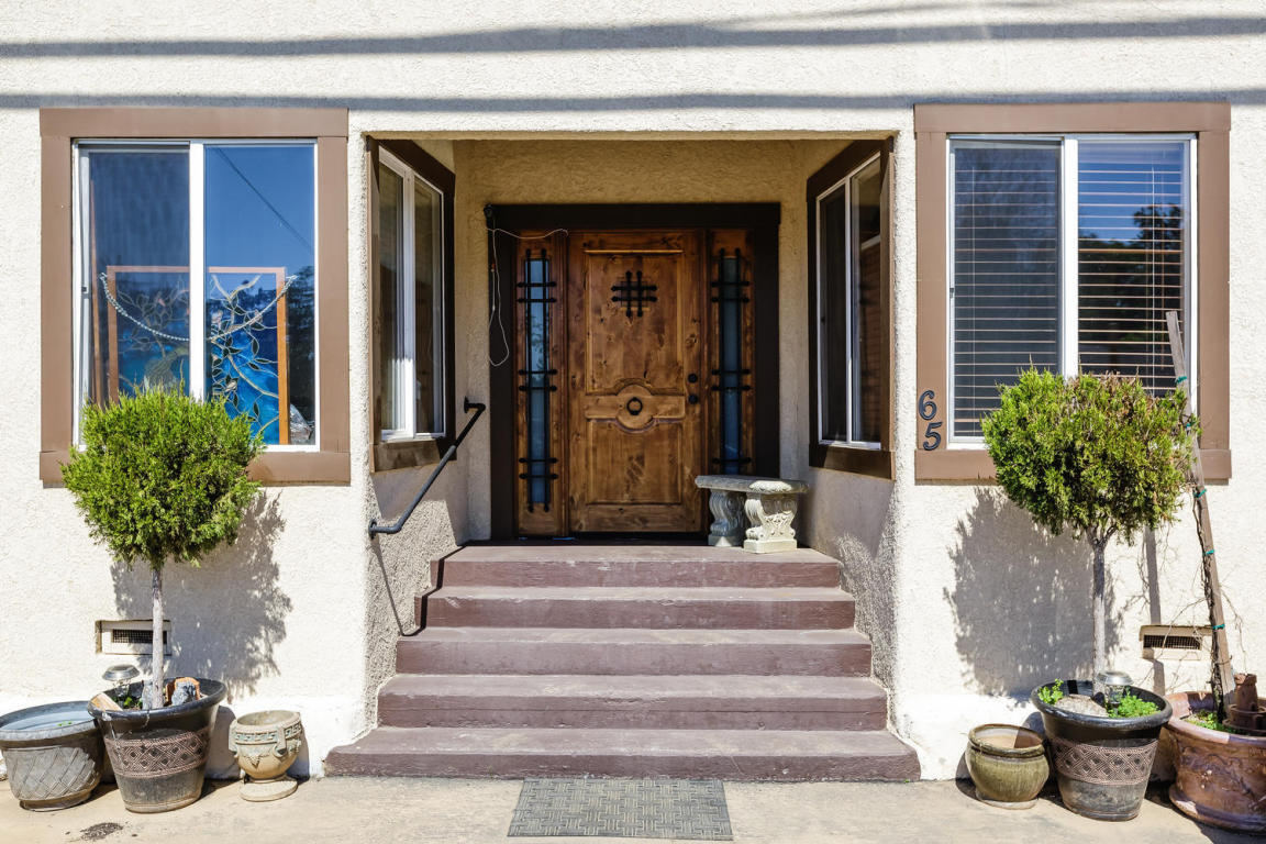280 Bundren St, Oak View, CA 93022 photo 1