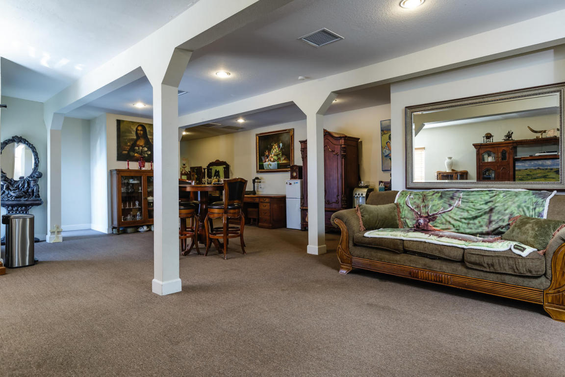 280 Bundren St, Oak View, CA 93022 photo 4