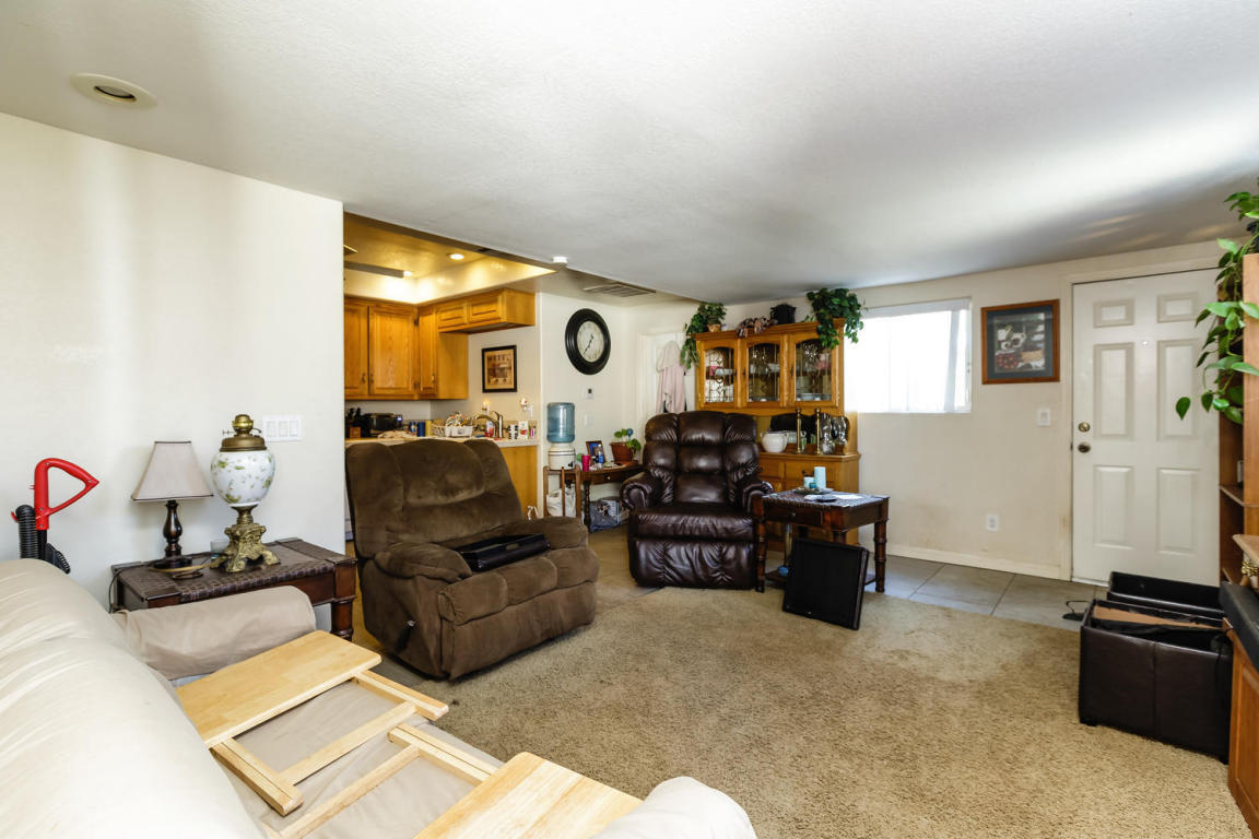280 Bundren St, Oak View, CA 93022 photo 6