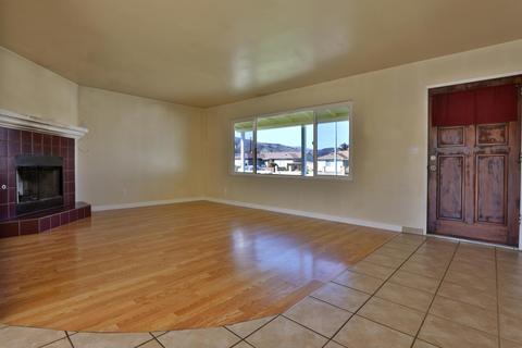 216 N Y St, Lompoc, CA 93436 photo 2