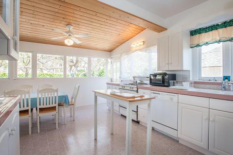 951 Maple Ave, Carpinteria, CA 93013 photo 4