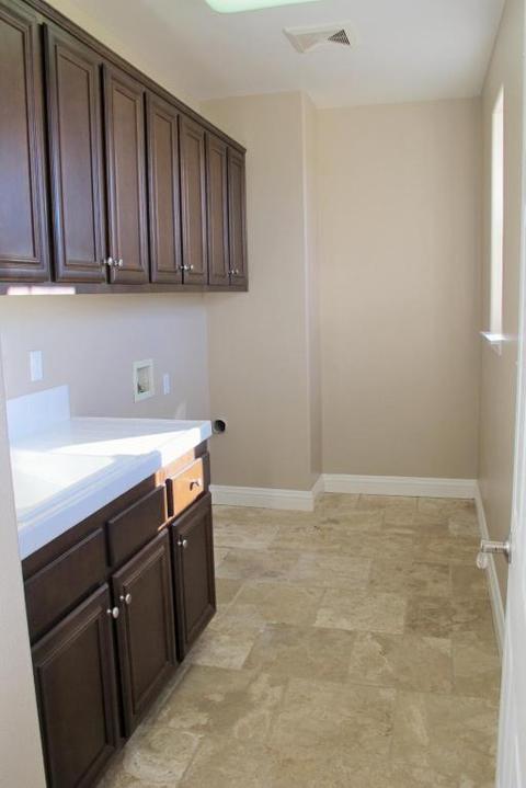560 Commons Park Dr, Camarillo, CA 93012 photo 16