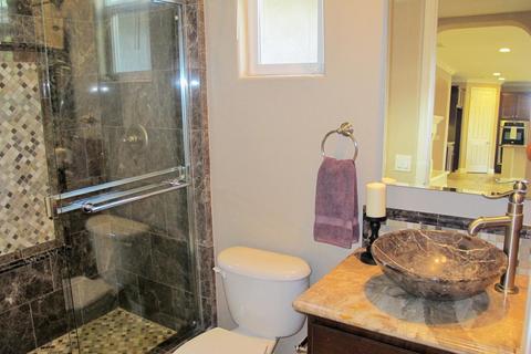 560 Commons Park Dr, Camarillo, CA 93012 photo 11
