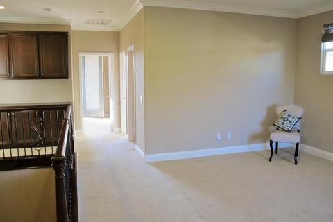 560 Commons Park Dr, Camarillo, CA 93012 photo 15