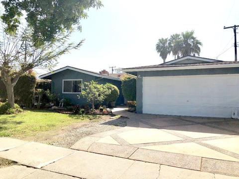 1430 Limu Dr, Carpinteria, CA 93013 photo 2