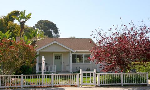 650 Palm Ave, Carpinteria, CA 93013 photo 2