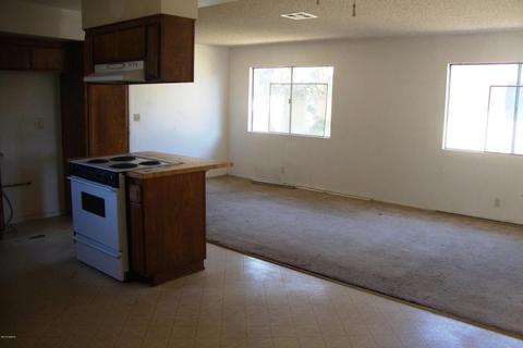 908 N Z St, Lompoc, CA 93436 photo 4