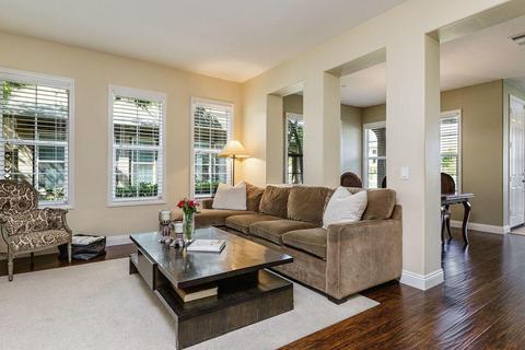 355 Feather River Pl, Oxnard, CA 93036 photo 7