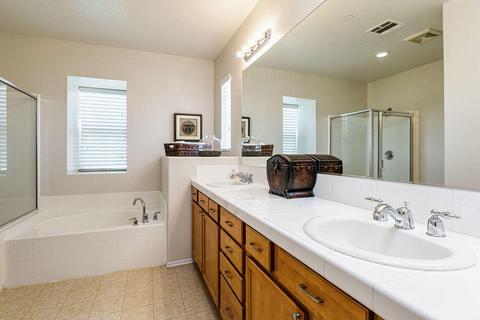 355 Feather River Pl, Oxnard, CA 93036 photo 13