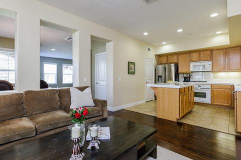 355 Feather River Pl, Oxnard, CA 93036 photo 8