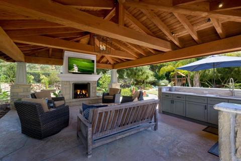 3246 Serena Ave, Carpinteria, CA 93013 photo 1