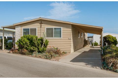 5540 W 5th St #86, Oxnard, CA 93035 photo 2