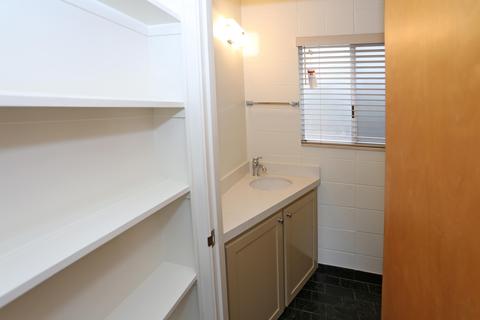970 E Carrillo Rd, Santa Barbara, CA 93103 photo 26