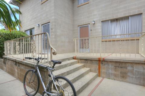 970 E Carrillo Rd, Santa Barbara, CA 93103 photo 12