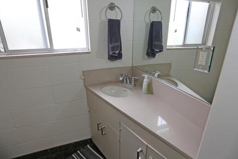 970 E Carrillo Rd, Santa Barbara, CA 93103 photo 18