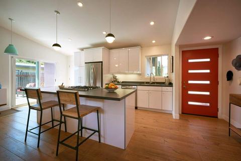 5437 Shemara St, Carpinteria, CA 93013 photo 4