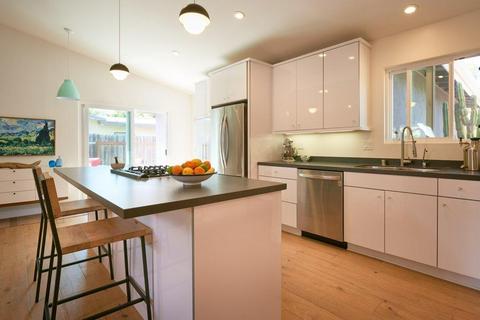 5437 Shemara St, Carpinteria, CA 93013 photo 3