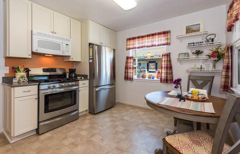 326 S B St, Lompoc, CA 93436 photo 5