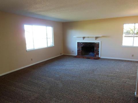 1517 W Cherry Ave, Lompoc, CA 93436 photo 3