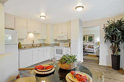 176 Kingston Ave #E, Goleta, CA 93117 photo 3