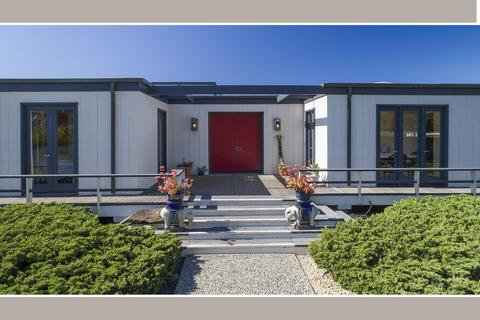 791 Sand Point Rd, Carpinteria, CA 93013 photo 17