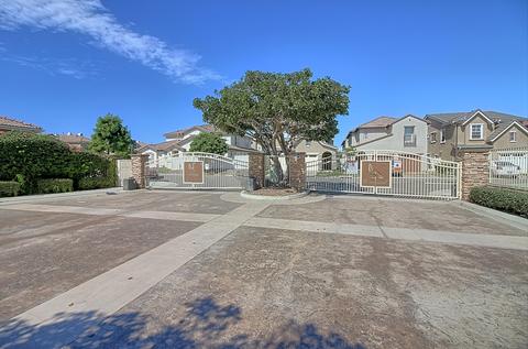 308 Field St, Oxnard, CA 93033 photo 1
