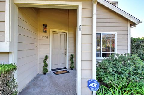 1505 Meadow Cir, Carpinteria, CA 93013 photo 2