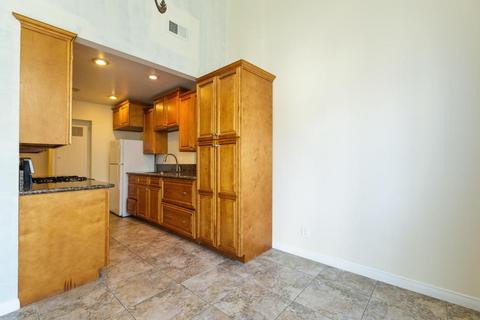 330 W Vineyard Ave, Oxnard, CA 93036 photo 6