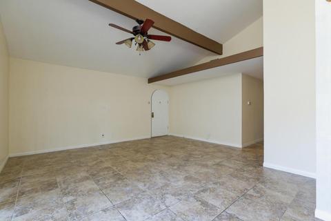 330 W Vineyard Ave, Oxnard, CA 93036 photo 4