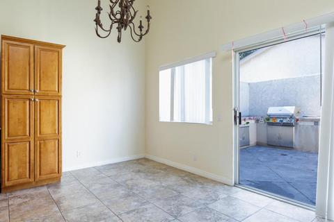330 W Vineyard Ave, Oxnard, CA 93036 photo 5
