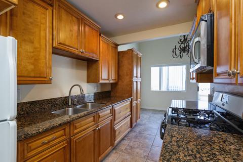 330 W Vineyard Ave, Oxnard, CA 93036 photo 8