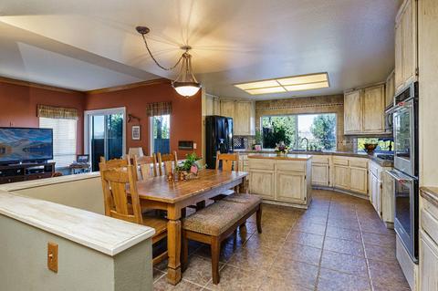 11891 Maple Crest St, Moorpark, CA 93021 photo 9