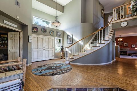 11891 Maple Crest St, Moorpark, CA 93021 photo 2