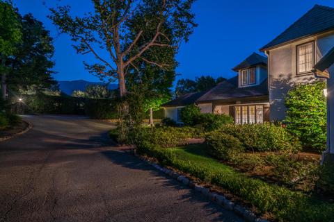 280 Santa Rosa Ln, Montecito, CA 93108 photo 8