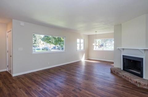 437 N 2nd St, Lompoc, CA 93436 photo 3