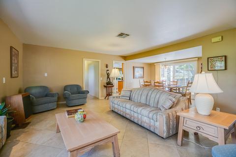 775 Burnham Rd, Oak View, CA 93022 photo 6