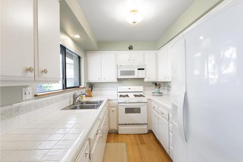 4417 Catlin Cir #A, Carpinteria, CA 93013 photo 13