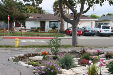 1416 E Lemon Ave, Lompoc, CA 93436 photo 1