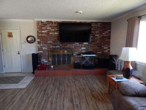 1401 E Walnut Ave, Lompoc, CA 93436 photo 2