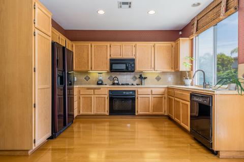 464 Cool Brook Ln, Goleta, CA 93117 photo 4