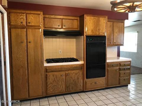 1640 W Pine Ave, Lompoc, CA 93436 photo 9