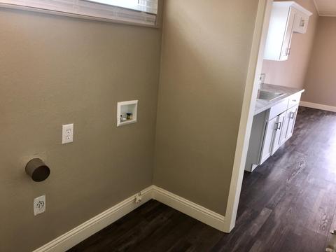 432 N E St, Lompoc, CA 93436 photo 9