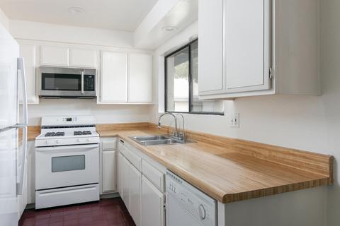 4409 Catlin Cir #B, Carpinteria, CA 93013 photo 7