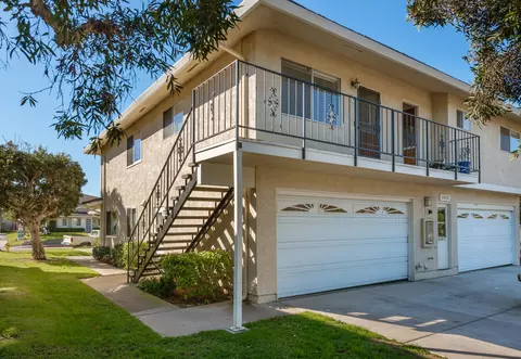 5950 Birch St #4, Carpinteria, CA 93013 photo 1