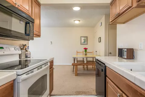 5950 Birch St #4, Carpinteria, CA 93013 photo 6
