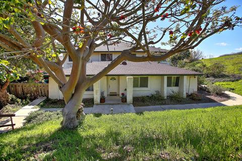 397 Northgate Dr #A, Goleta, CA 93117 photo 2
